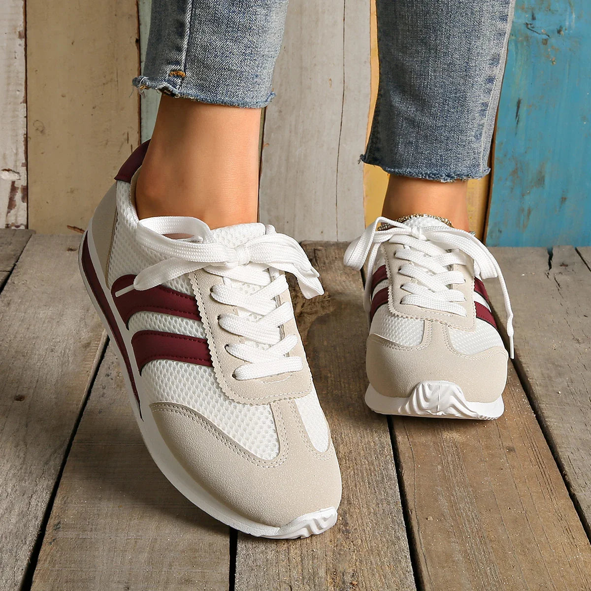 Isabel | Stride Sneakers