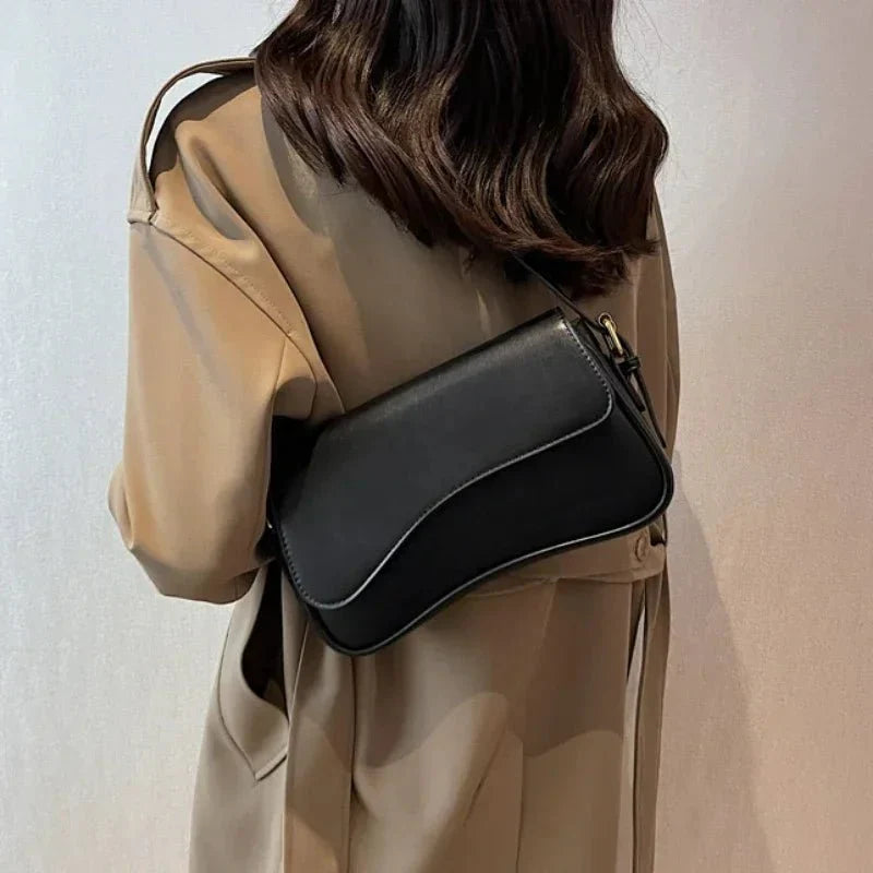 Juneesa | Crossbodytas met klep