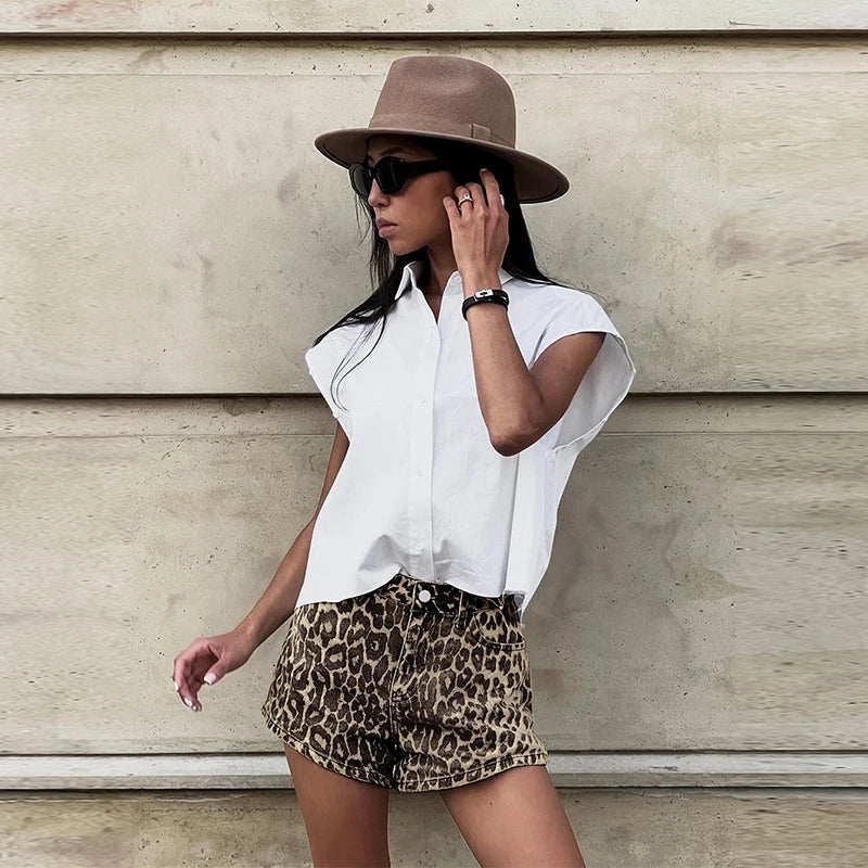 Luzia | Casual shorts met luipaardpatroon