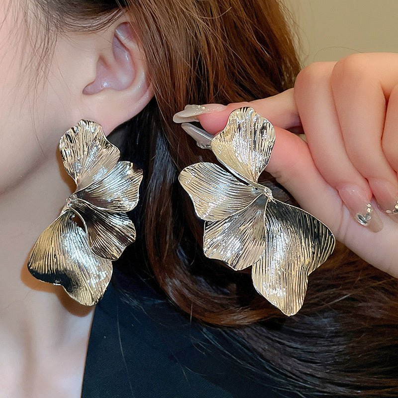 Lunara | Elegante statement oorbellen in de vorm van bloemblaadjes