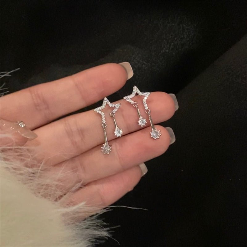 Elvaree | Sierlijke oorbellen met fonkelende sterren