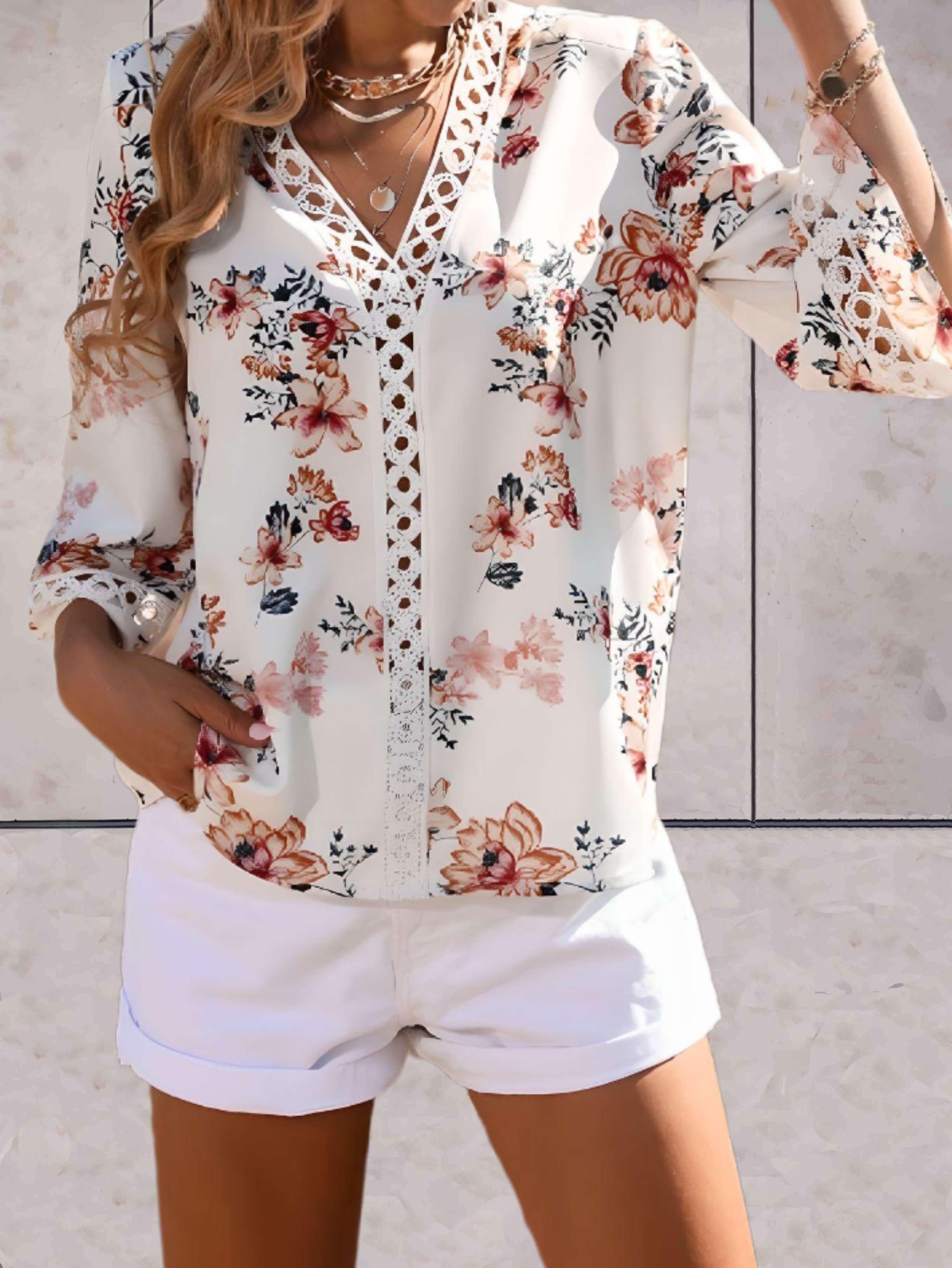 Noelle | Blouse met V-hals en zachte bloemenprint
