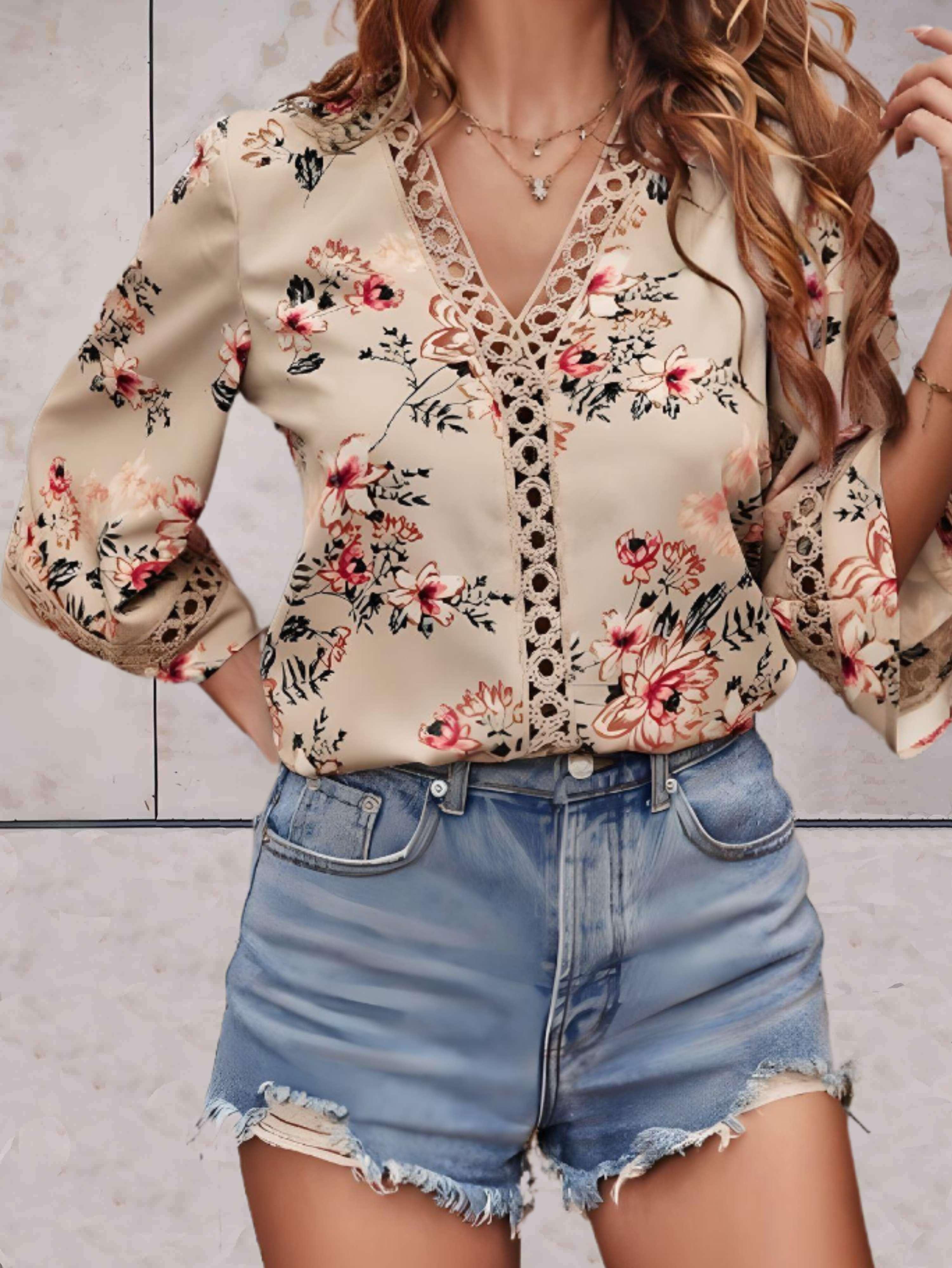 Noelle | Blouse met V-hals en zachte bloemenprint
