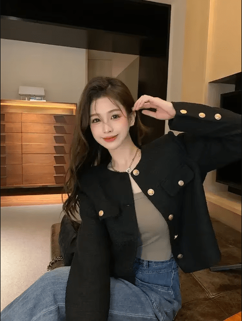 Thania | Elegante getailleerde tweedblazer