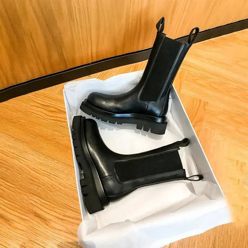 Zorynthia | Chelsea mid-boots met Eclipse-Tread profiel